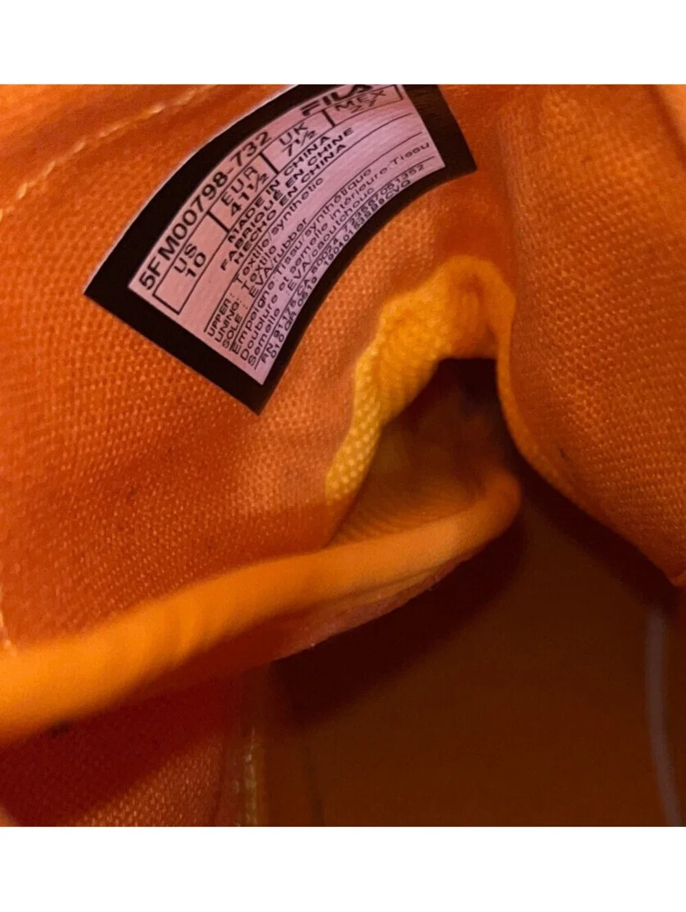 Fila upper discoloration